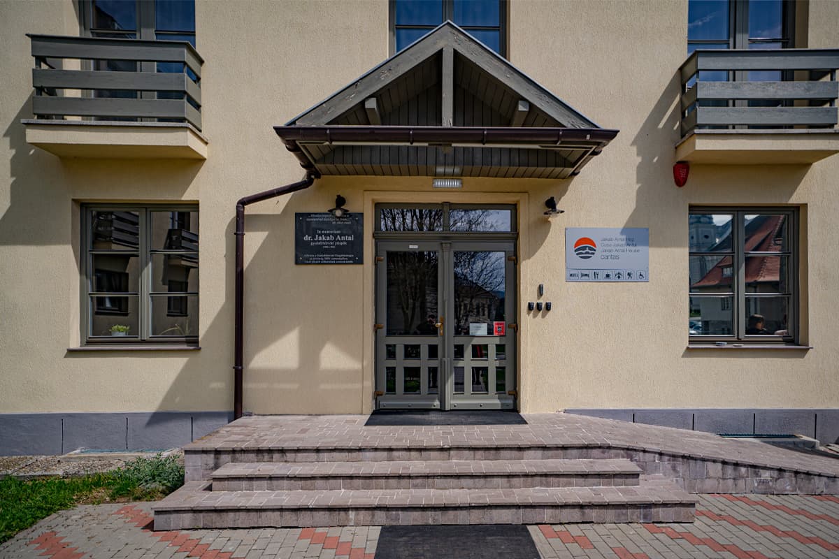 Bejárat
